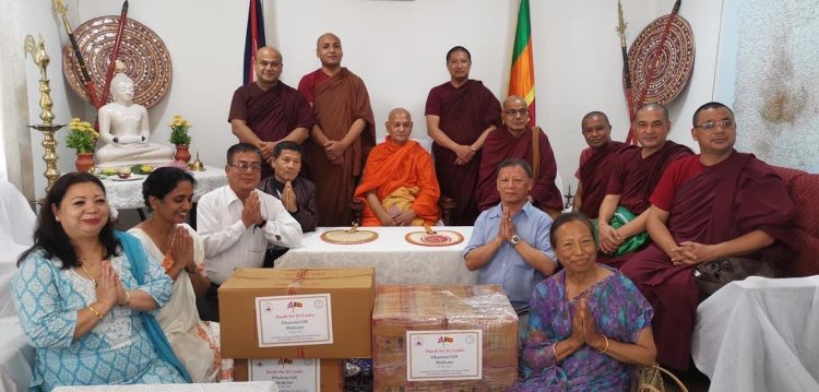 "Hands for Sri Lanka" under the All Nepal Bhikkhu Association donates essential medicines to Sri Lanka