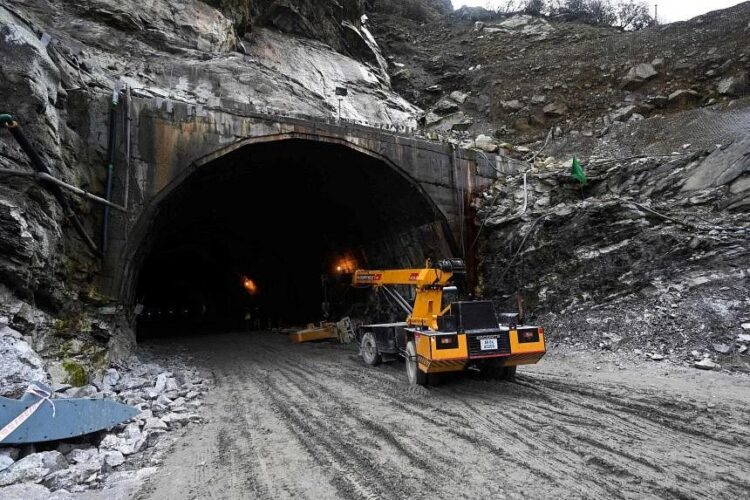 tunnel