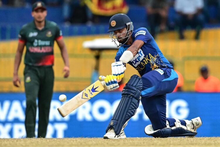 ඉනිම ගොඩනැගූ සධීර....