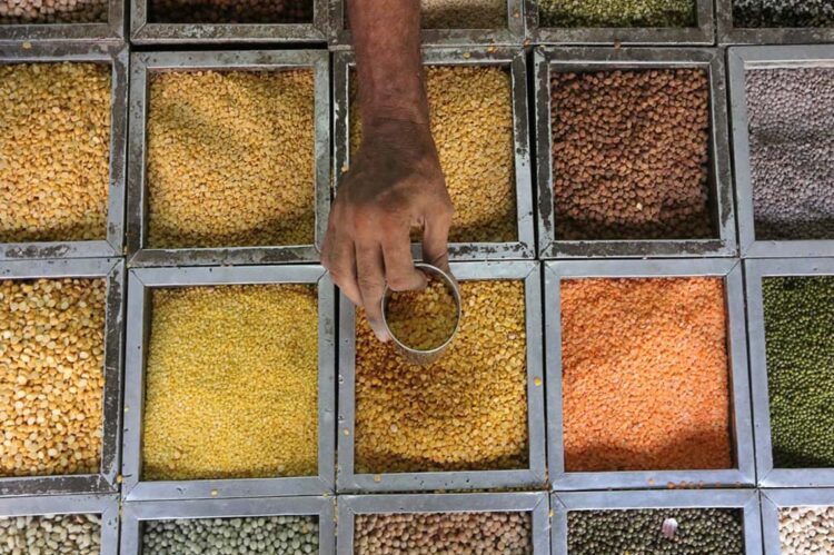 Commodity-prices-rise-and-fall