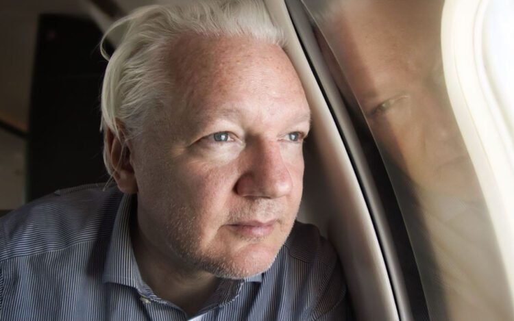 Julian Assange's Arrival in Australia Delayed, Supporters Celebrate in Sydney
