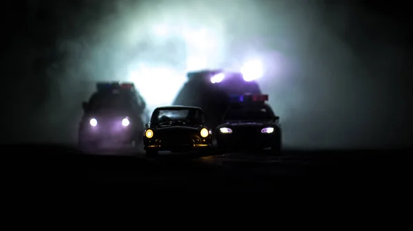 A symbolic image of a convoy