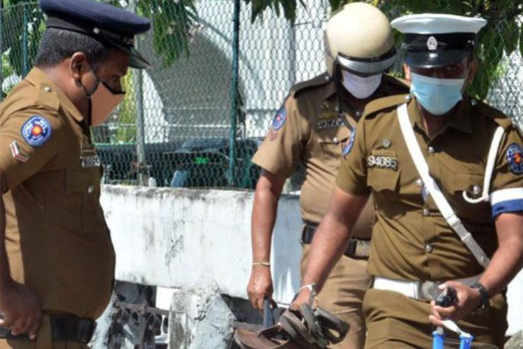 උද්ඝෝෂණයෙන් පසු පොලිසිය....