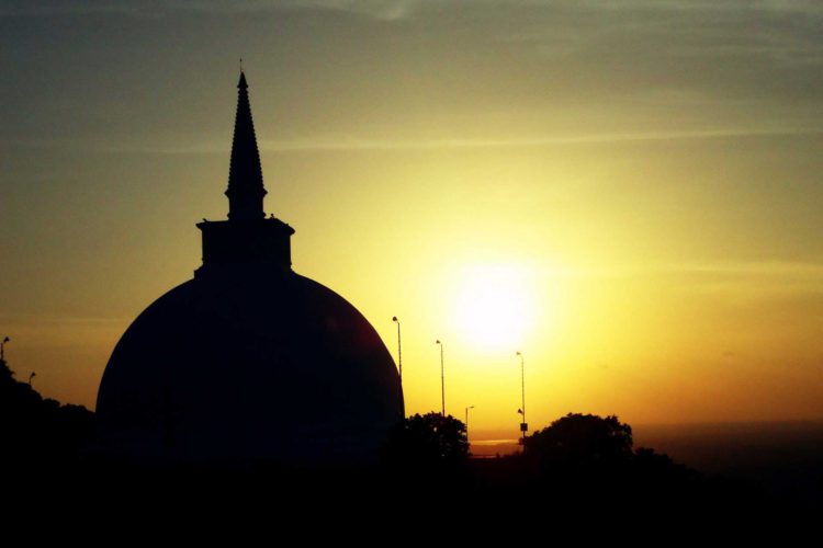 ඡායා රූපය - සුනෙත් අබේරත්න- අන්තර්ජාලයෙනි