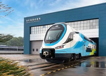 china's first double decker bus