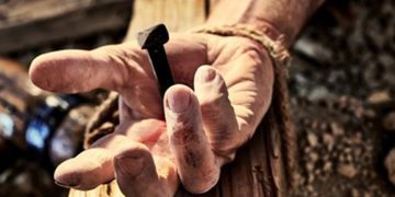 hand -nailed