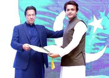 අගමැති ඉම්රාන් මලික් වෙත අද සවස  තාම්ගා-ඉ-ෂුජාත් පදක්කම පිරිනමමින්...