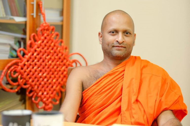hendalagamuwe-Dhammadinna