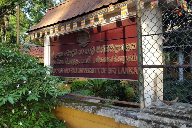 Pali-Budhist-