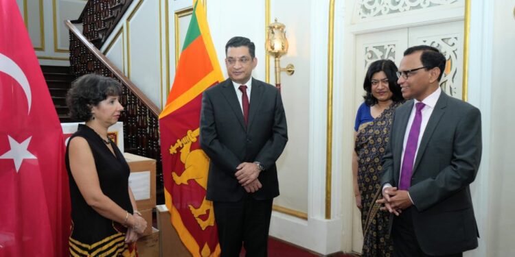 Sri Lanka Donates Consignment of Apparel to Earthquake Victims in Türkiye