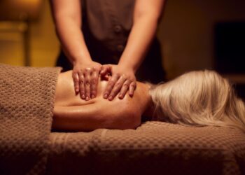 Canadian Woman Harassed By Spa Therapist at Ella