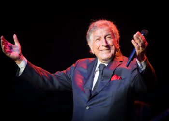 Tony Bennett, Legendary Pop and Jazz Singer, Dies at 96