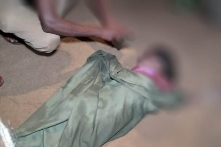 ඊයේ හමුවූ බිළිඳු මළ සිරුර...
