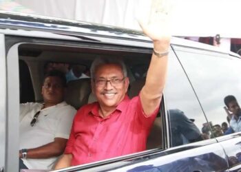 Dilith-Jayaweera-and-Gotabaya-Rajapaksa-