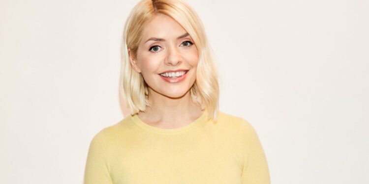 Man Charged with Plot to Kidnap UK TV Presenter Holly Willoughby
