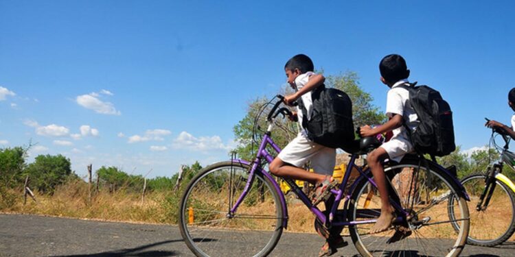 kids-on-bikes