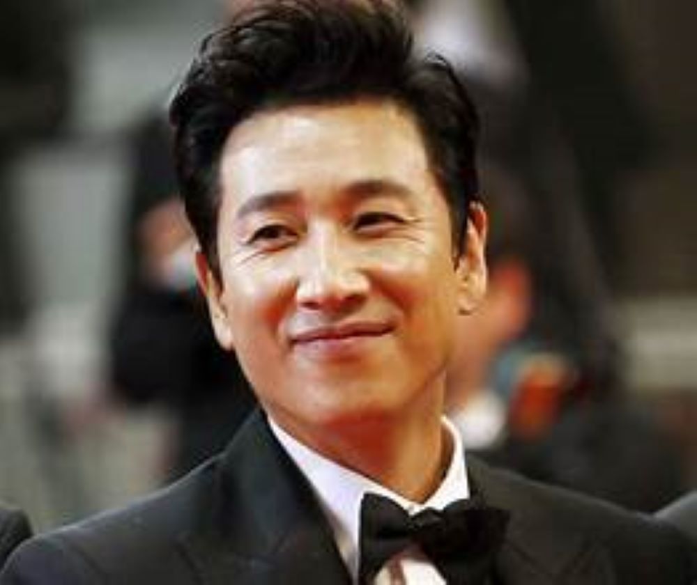 'Parasite' Movie Actor Lee Sun-kyun Found Dead in Apparent Suicide