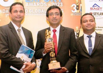 Left to right, Dr Ruwan Wathugala (Managing Director), Group, Mr Nimal Ananda (General Manager), Mr Ruwan Lahiru Danthanarayana (Deputy General Manager)