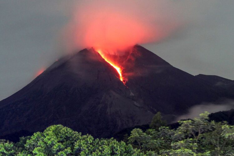 Death Toll Rises to 13 in Indonesia's Mount Merapi Volcanic Eruption
