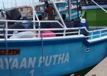 මියන්මාර් හමුදා රජයේ අත් අඩංගුවට පත් රයන් පුතා යාත්‍රාව...
