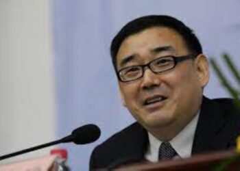 Chinese Court Hands Suspended Death Sentence to Australian Writer Yang Hengjun