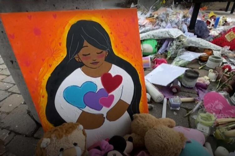 ඔටාවා දරු පවුල වෙනුවෙන් කම්පිත මිනිසුන්  තැබූ සැමරුම්...