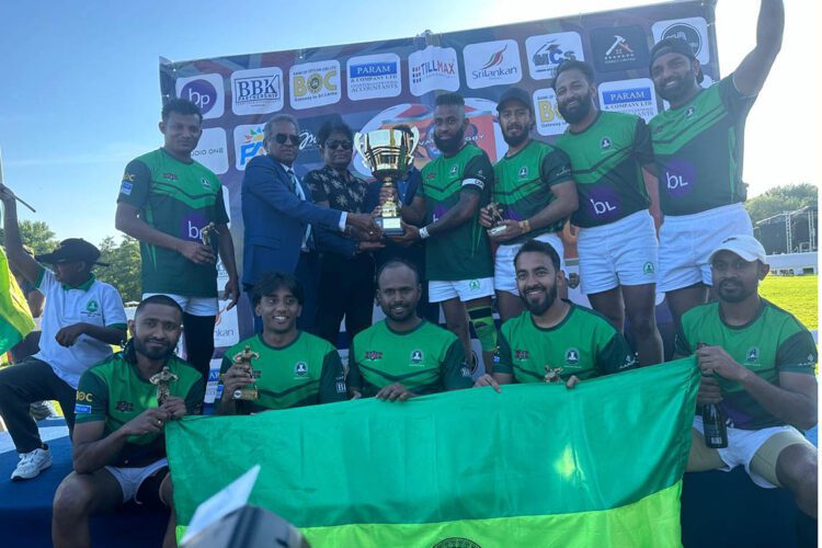 ශූරකායට දිනූ ආදි ඉසිපතන  කණ්ඩායම