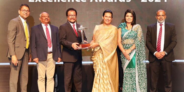 Dr. Chethana Dabare, Vice president of BIMT Campus receiving the awards together with Mr. A. J.  Farshath (CEO) and Ms. Whatsala Chathurangi (Finance Director)