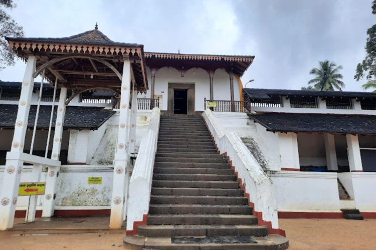 saman-dewalaya