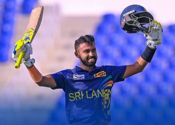 සධීර... නායකත්වයේ ඉනිම... නොදැවි ලකුණු 129යි..