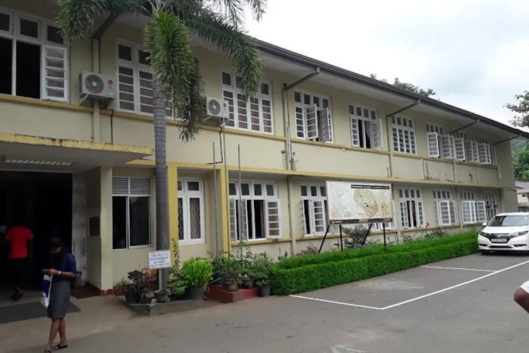 තෙල්දෙණිය රෝහල