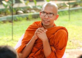 බලංගොඩ කස්සප හිමි ඇතුළු සිව් නමක් බන්ධනාගාරයට...!