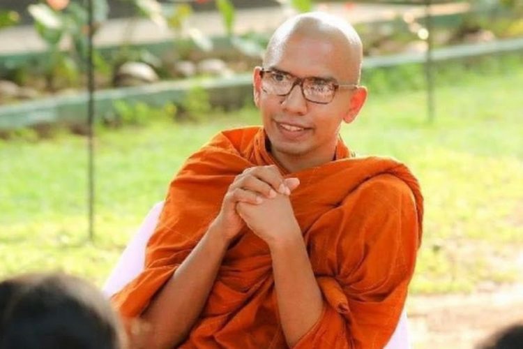 බලංගොඩ කස්සප හිමි ඇතුළු සිව් නමක් බන්ධනාගාරයට...!