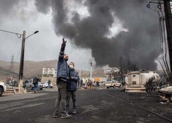 The-smoke-from-the-attack-on-an-oil-storage-complex-in-Tehran