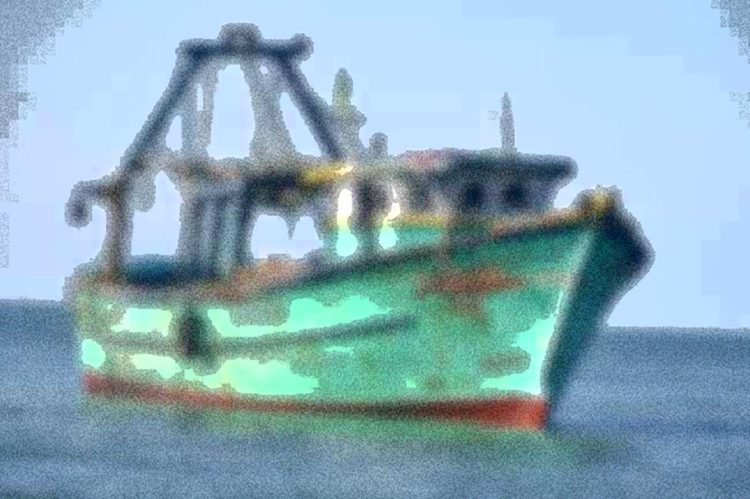 multi-day-fishing-vessel-suspected-of-transporting-drugs