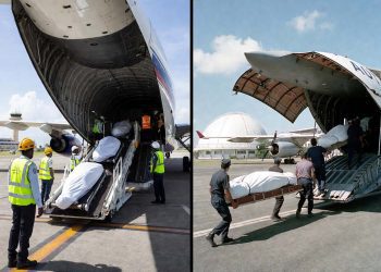 The-bodies-of-Iranian-sailors-are-buried-on-the-plane